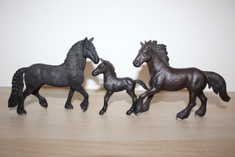 Figurky koní Schleich I - 2