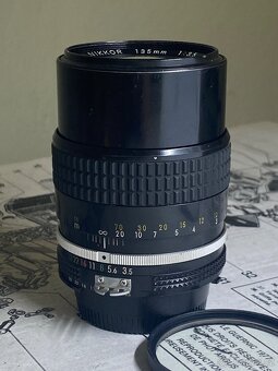 Nikkor 135mm f/3.5 Ai - 2