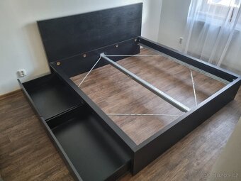 IKEA MALM postel 180x200 s šuplíky - 2