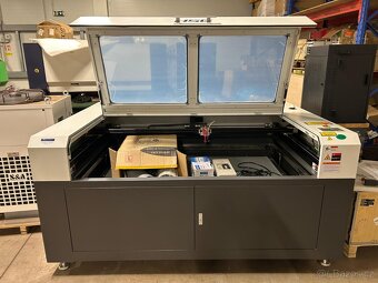 Prodám předváděcí CO2 laser - 2
