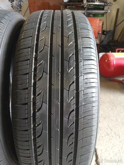 2xletní pneu 205/55/17.Kumho. - 2
