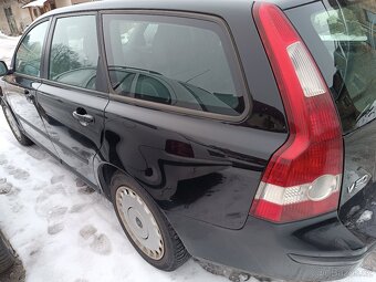 Volvo V50 2.0D 100kW r.v. 2007 - náhradní díly - 2