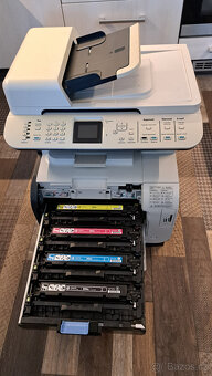 HP Color LaserJet CM2320 - 2