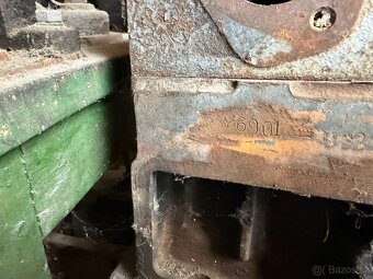 Blok motoru Zetor 6911 - 2