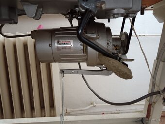 Prodám levně průmyslový šicí stroj Mitsubishi - 2