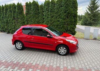Peugeot 206 1,1 i Nová STK Klima benzín - 2
