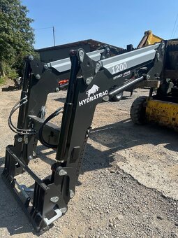 Nakladač na traktor HYDRATRAC 1200 - 2