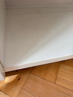 TV stolek Byås - 2