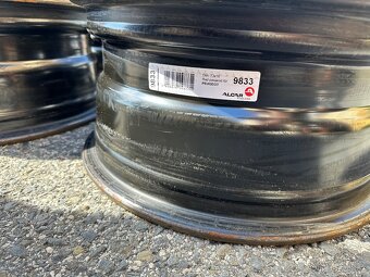 Plechové kolo 16" Peugeot 308 SW + šrouby - 2