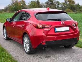 MAZDA 3 2,0i 88 kW REVOLUTION 89 tis. km SERVISKA - 2