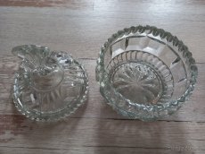 Skleněná nádoba - 2