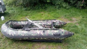 člun Abastar-poškozený, na opravu, nd - 2