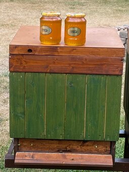 Mariánskolázeňský med vlastnoručně vytáčený - 2