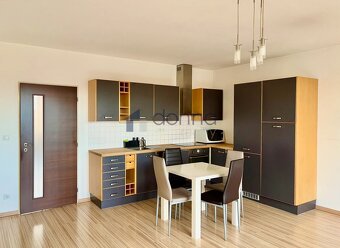 Pronájem bytu 2+kk/B 65m², ul. Karla Zicha, Praha 10 - Uhřín - 2