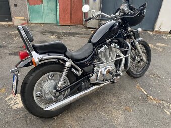 Suzuki Intruder - 2