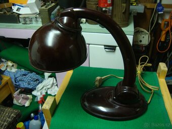 Retro starožitná lampa lampička bakelitová TYP 11126 pěkná - 2