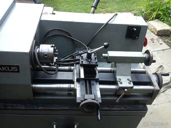 Stolní soustruh - 2