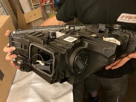 světlo PP Mercedes-Benz C 220 D - 2