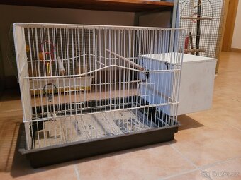 Klec pro ptáky včetně budky - 2