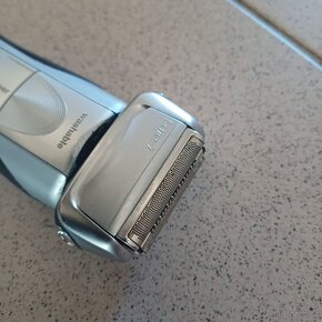 Holící strojek Braun series 7 - 2