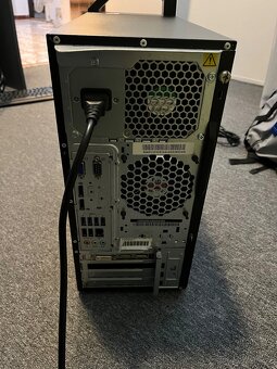 Lenovo ThinkStation - 2