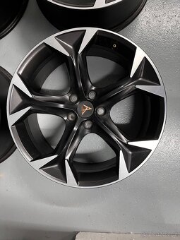 Alu kola cupra Formentor 19 - 2