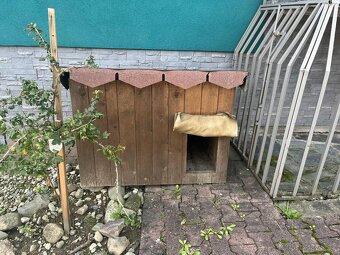 Prodám zateplenou psí boudu - 2