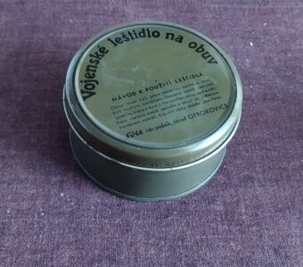 různé staré plechovky - 2