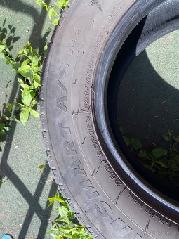 Prodám 2 pneu na dodávku - 2