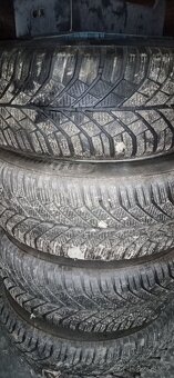 Lité kola Mercedes c200 - 2