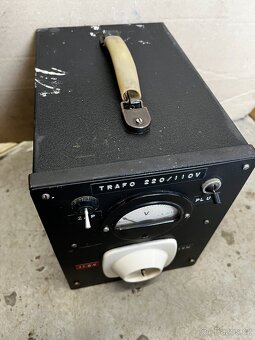 Transformator 220V = 110V - 2