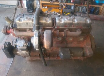 Zetor 8602  crystal motor - 2