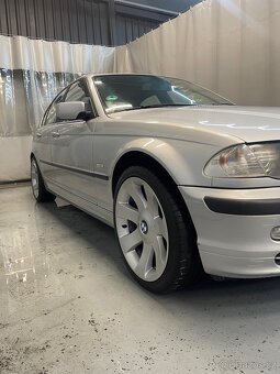 Bmw E46 330 - 2