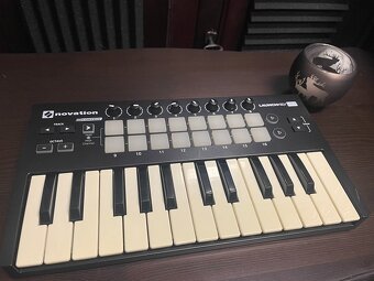 Novation Launchkey Mini - MIDI klávesy - 2