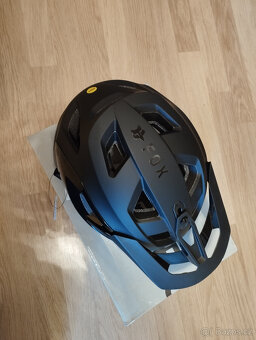 Nová Helma Fox Speedframe Pro MIPS L black - 2