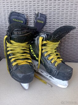CCM Tacks XF Pro YTH 12,5 - 2