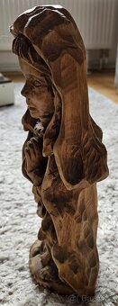Vyřezávaná dřevěná soška 33 cm - 2