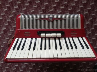 Akordeon - Harmonika  Lignatone 80 basů + kufr - 2
