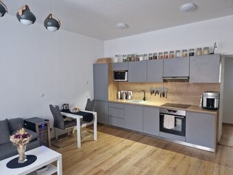 Prodej bytu 3+kk 64 m² Břeclav, Riegrova - 2