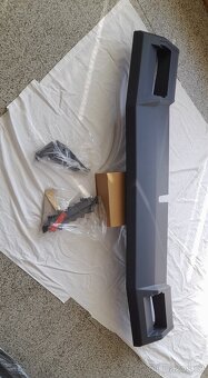 LED střešní spoiler Mercedes Benz G, W463 - 2