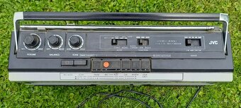 Radiomagnetofon JVC - 2