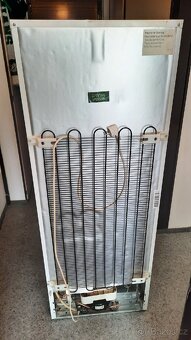 Ledice s mrazákem Beko - 2