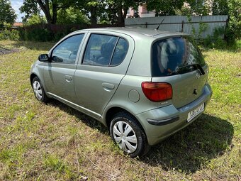 Toyota Yaris - 2
