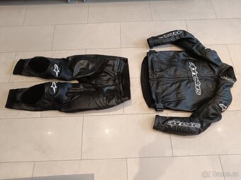 Alpinestars Gp Plus-Pánská kožená moto kombinéza, dvoudílná - 2
