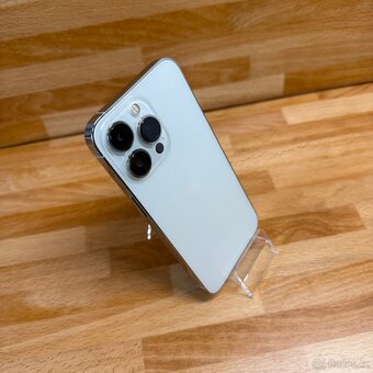 iPhone 13 Pro 128GB, bílý/ stříbrný (12 měsíců záruka) - 2