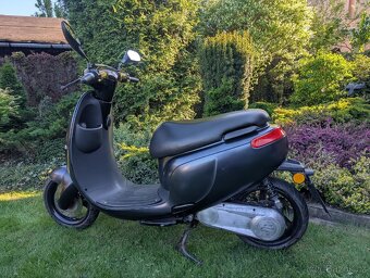 Elektroskútr Ecooter E1 2019 elektrický skútr - 2