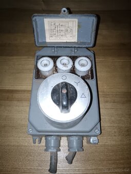 Vačkový spínač - 2