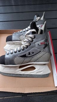 Dětské brusle. - 2