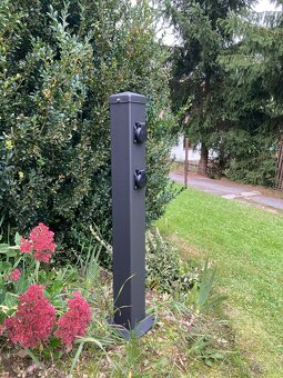 Zahradní zásuvkový sloupek - 2