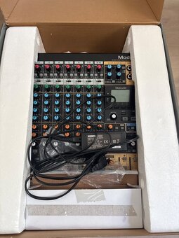 Tascam Model 12 interface Mixer - 2